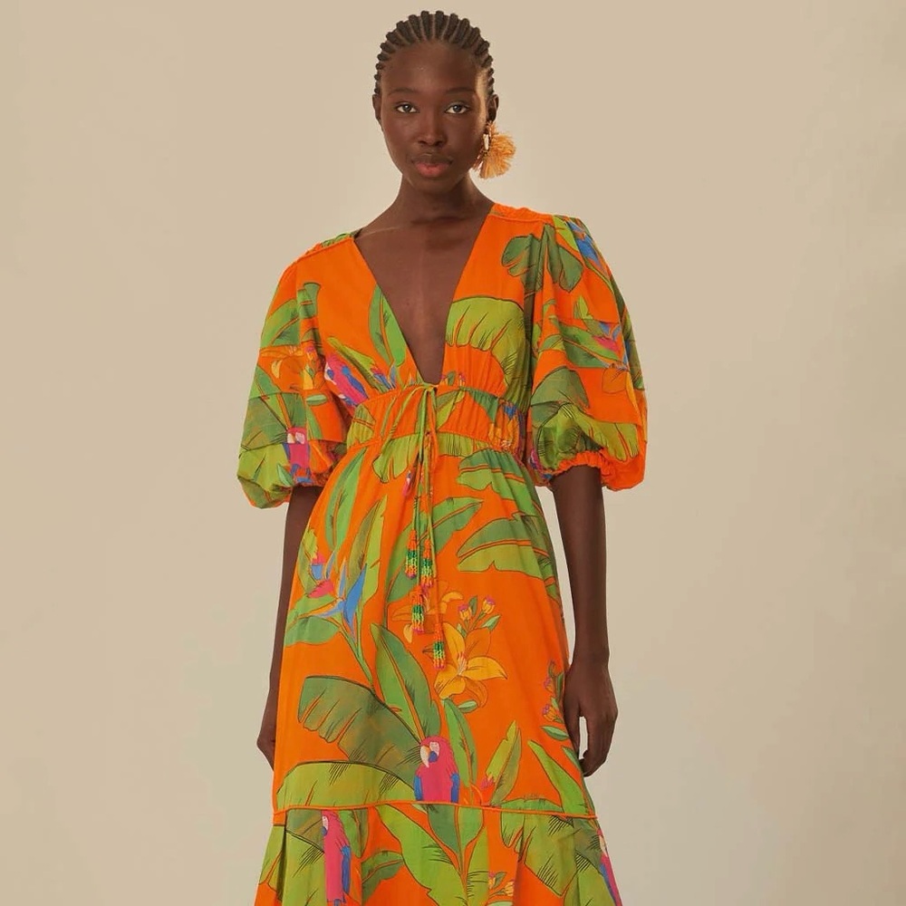 FARM RIO ORANGE FRESH MACAWS MIDI DRESS